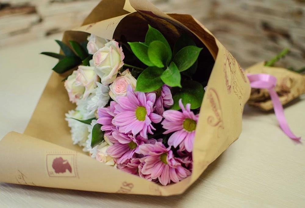 Букет цветов из: Розы и Хризантемы в Замостье