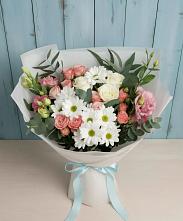 Букет цветов из:  Розы, Лизиантусы и Хризантемы в Замостье