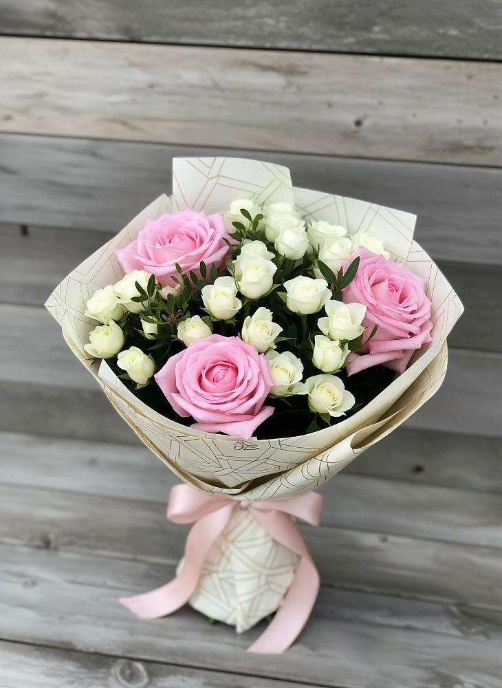 Букет цветов из: Розы в Замостье