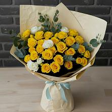 Букет цветов из:  Розы в Замостье