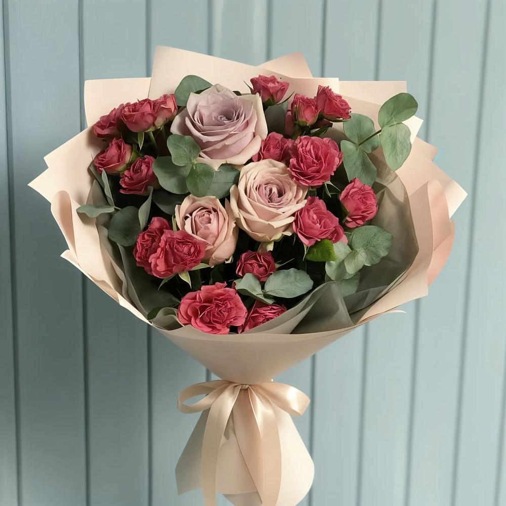 Букет цветов из: Гвоздики и Розы в Замостье