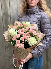 Букет цветов из:  Розы в Замостье