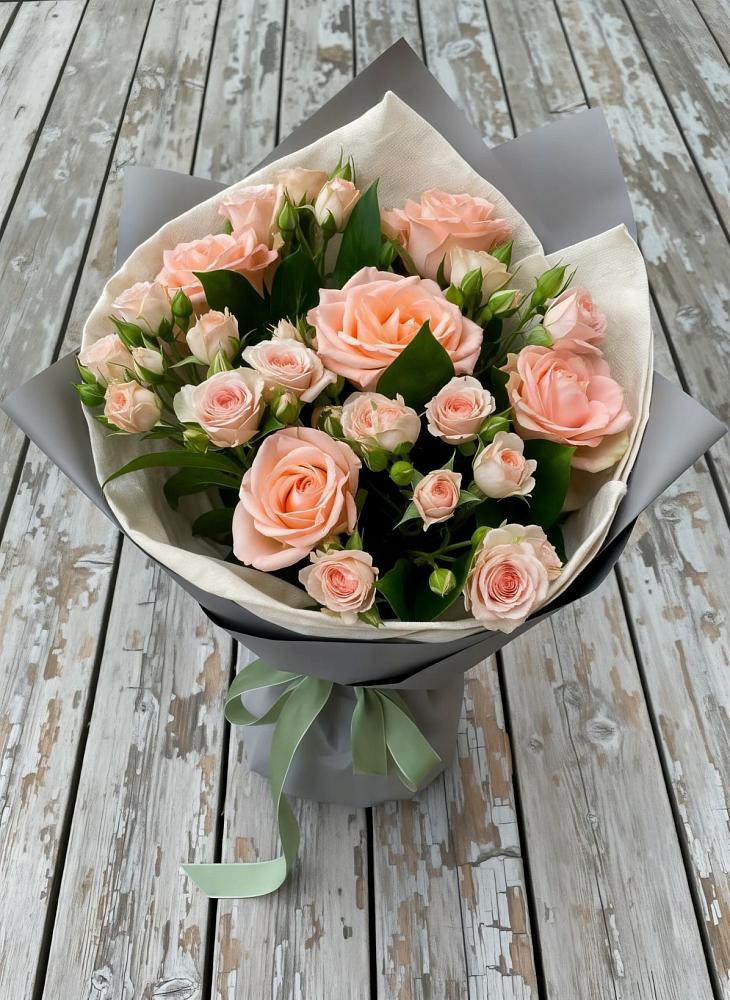 Букет цветов из: Розы в Замостье