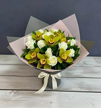 Букет цветов из:  Орхидеи и Розы #REPLACE_PRED# Замостье