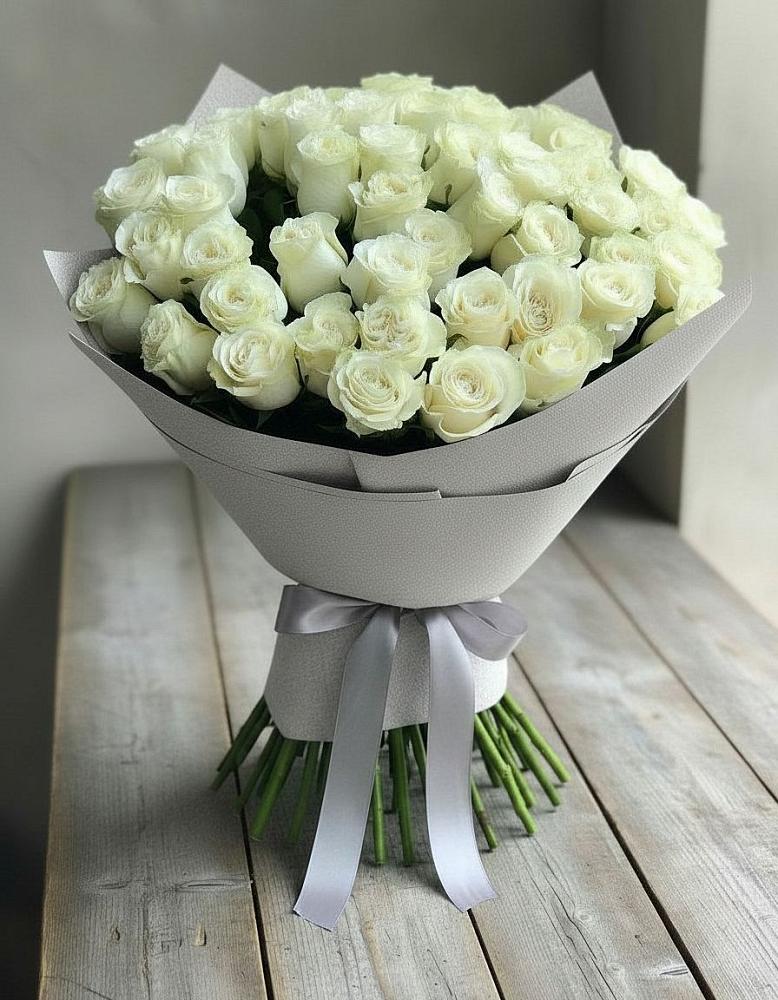 Букет 35 Белых роз в Замостье