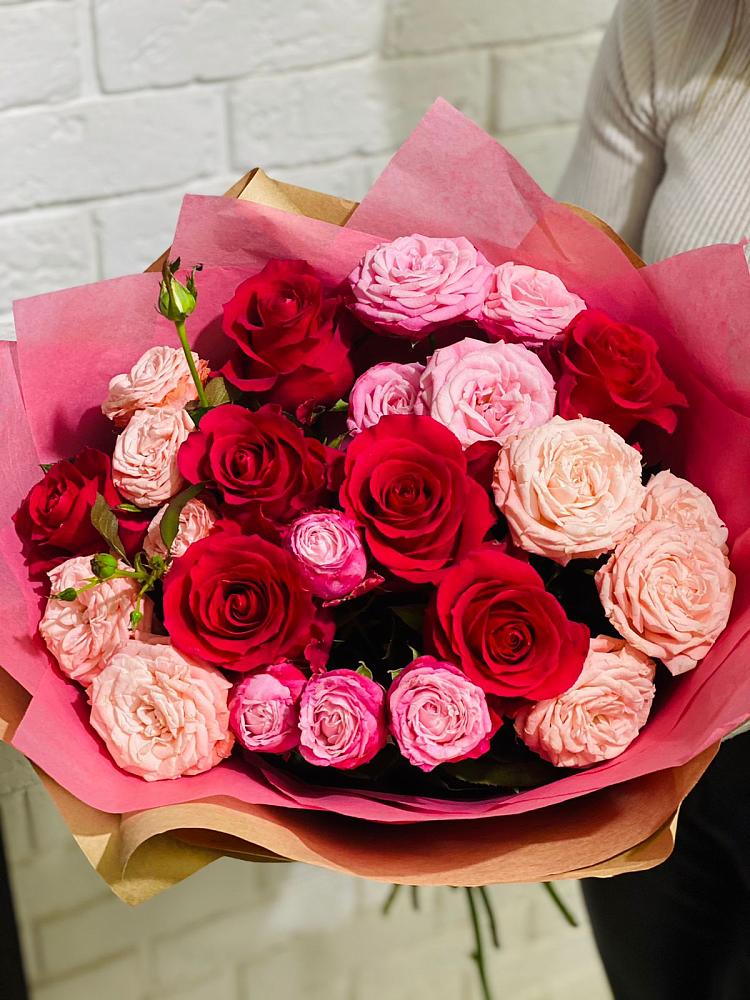 Букет цветов из: Розы в Замостье