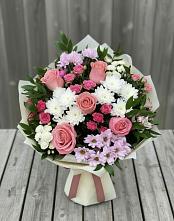 Букет цветов из:  Альстромерии, Гвоздики, Розы и Хризантемы #REPLACE_PRED# Замостье
