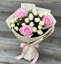 Букет цветов из:  Розы в Замостье