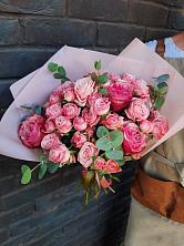 Букет цветов из:  Розы в Замостье