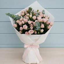 Букет цветов из:  Розы в Замостье